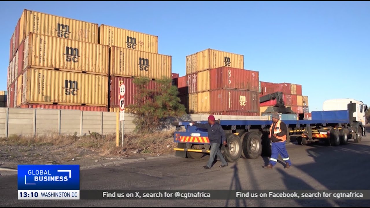 More than 70,000 containers waiting to berth at Durban port due to congestion