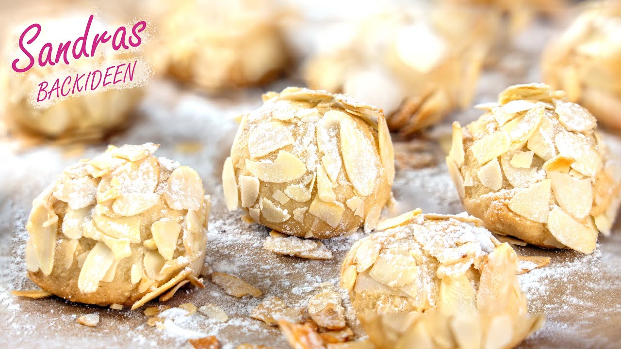 Marzipan Mandel Kekse 🎄 Super Soft & Schnell zubereitet - Weihnachtspl&auml;tzchen Rezept