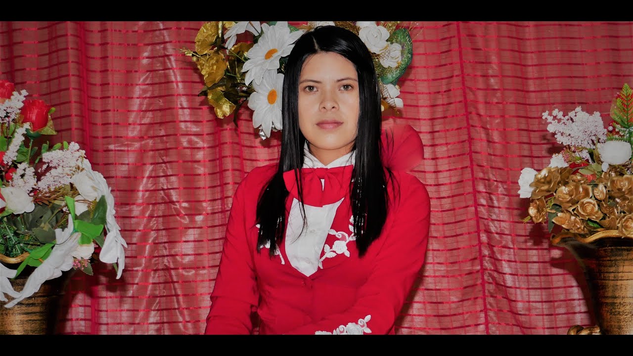 Acuérdate  de tu Creador - Karlita Davila (Video Official)