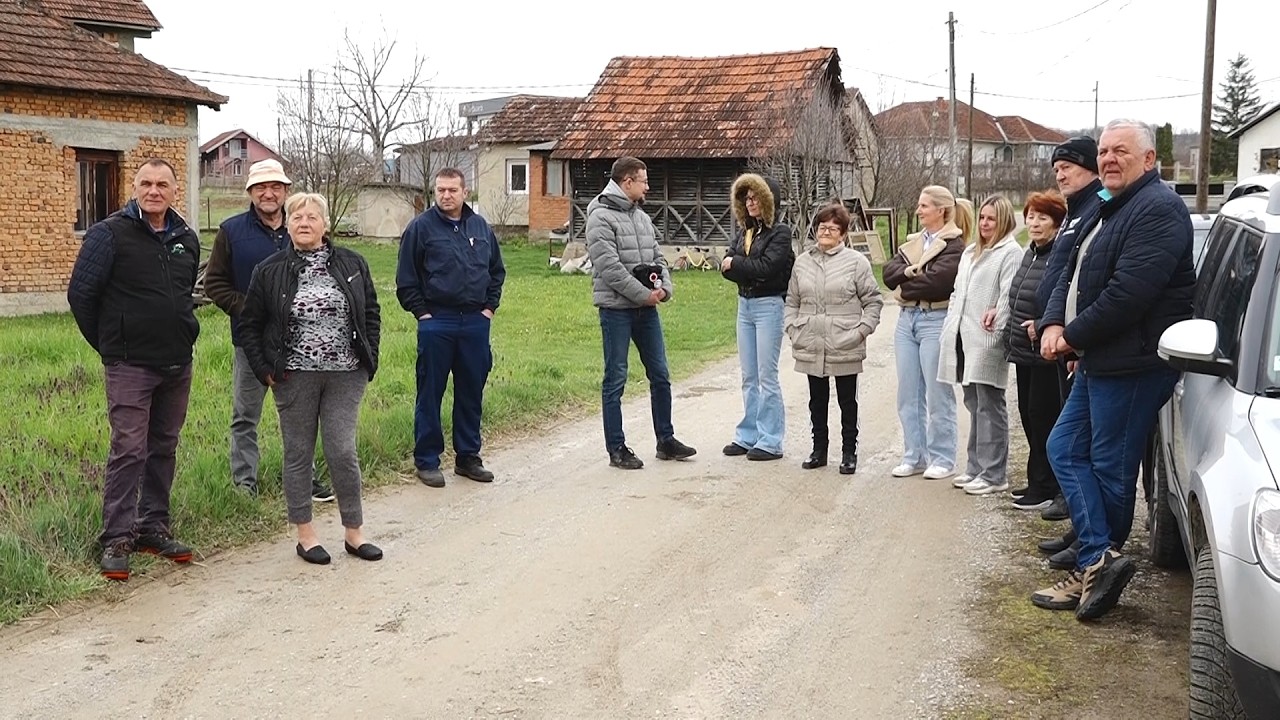 KOMSIJE PROTIV FARME