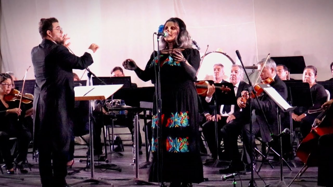 La Llorona en N&aacute;huatl con Orquesta en Vivo - Kizaya