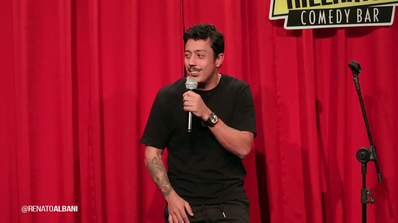 Renato Albani || o Cantor sertanejo que fez cirurgia pra aumentar o próprio Malaquias