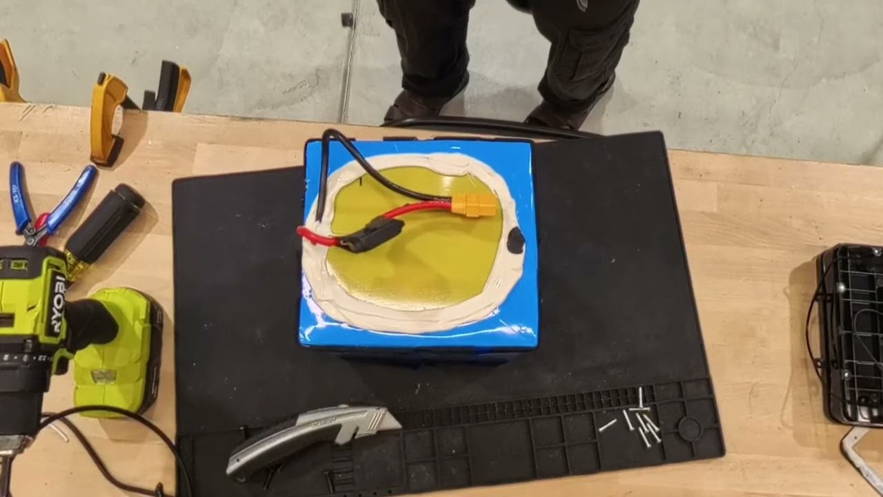 M1PS Knight Battery Disassembly