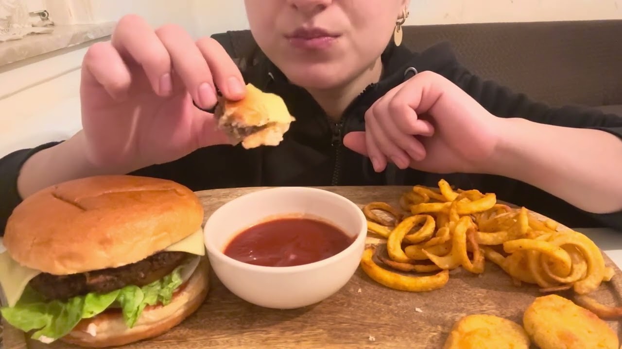 #mukbang #asmr Burger😋