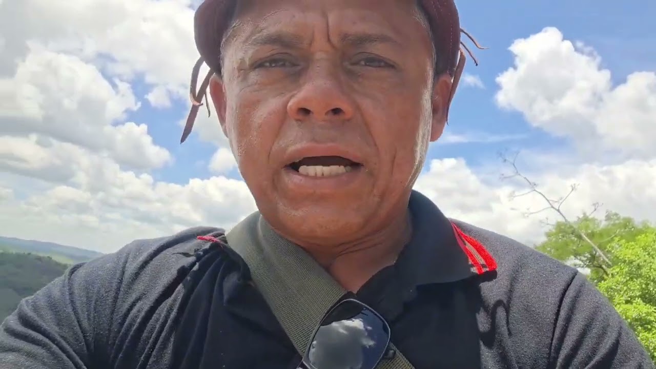 PEDRA DO CRUZEIRO NA CIDADE DE PILÕE NA PARAIBA BRASIL 