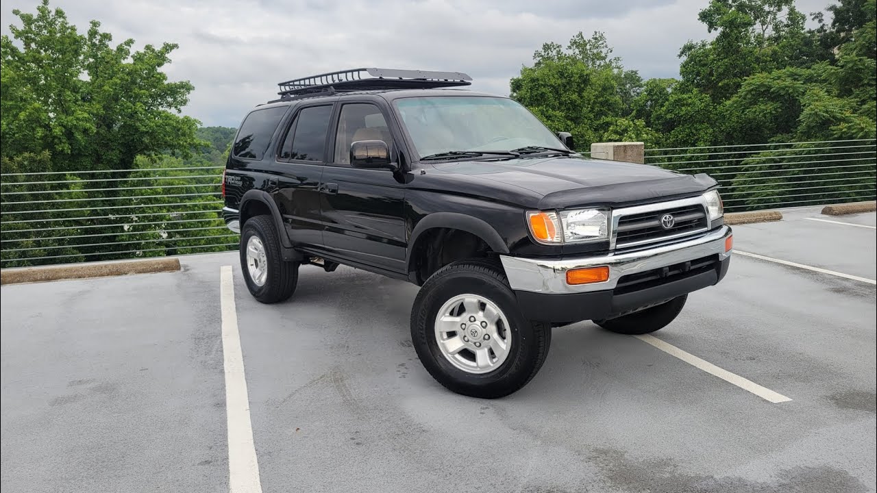 1998 Toyota 4Runner SR5 4WD Driving