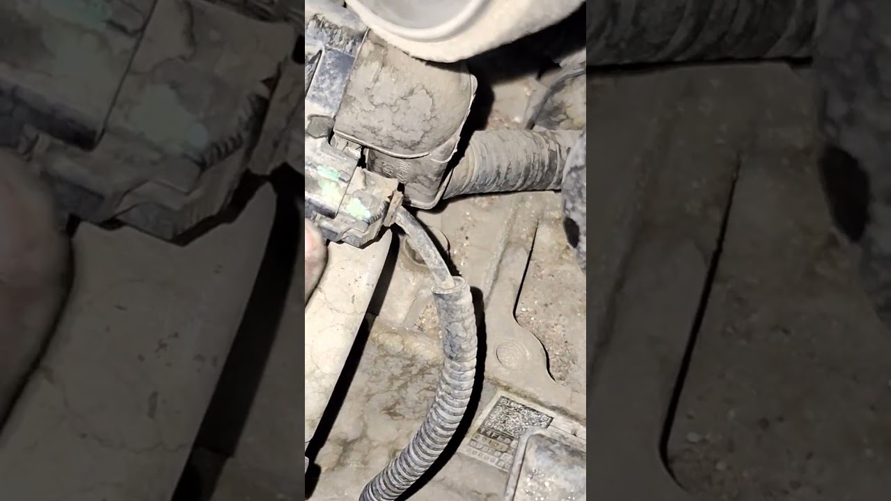تويوتا كامري موديل ٢٠١٥ ماتشتغل سبب فحمات السلف
