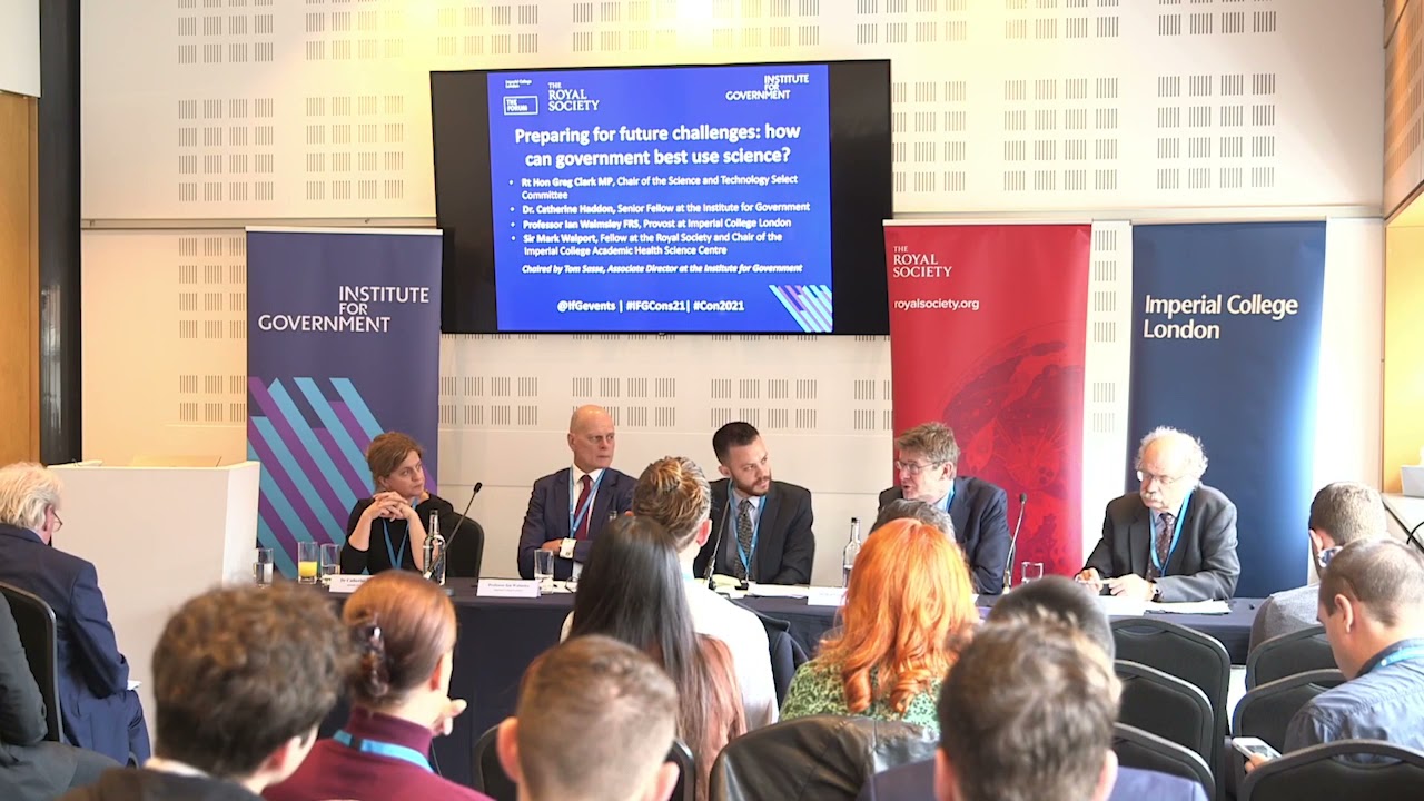 Preparing for future challenges: how can government best use science?