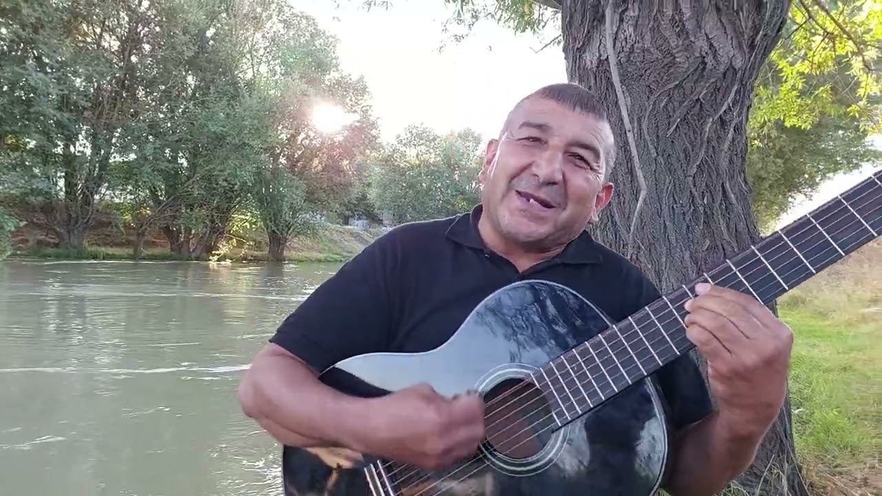 ABDUKAMOL NABIYEV O'RTA SAROYDA POPURIY #xfactor #trend #rek #koi #jonliijro #gitara #uzbekistan #kz