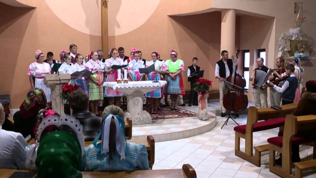 Folklórny súbor JAVORINA z Kolačkova - Plesajte všetci ľudia (6.1.2013 Hromoš)