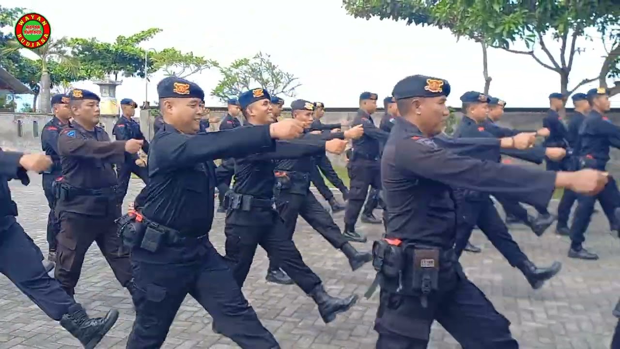 Brimob yon c latihan perdaspol senin