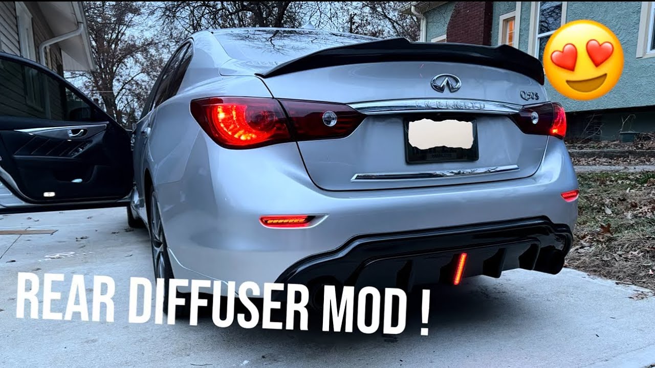 Я установил задний диффузор на свой Q50!