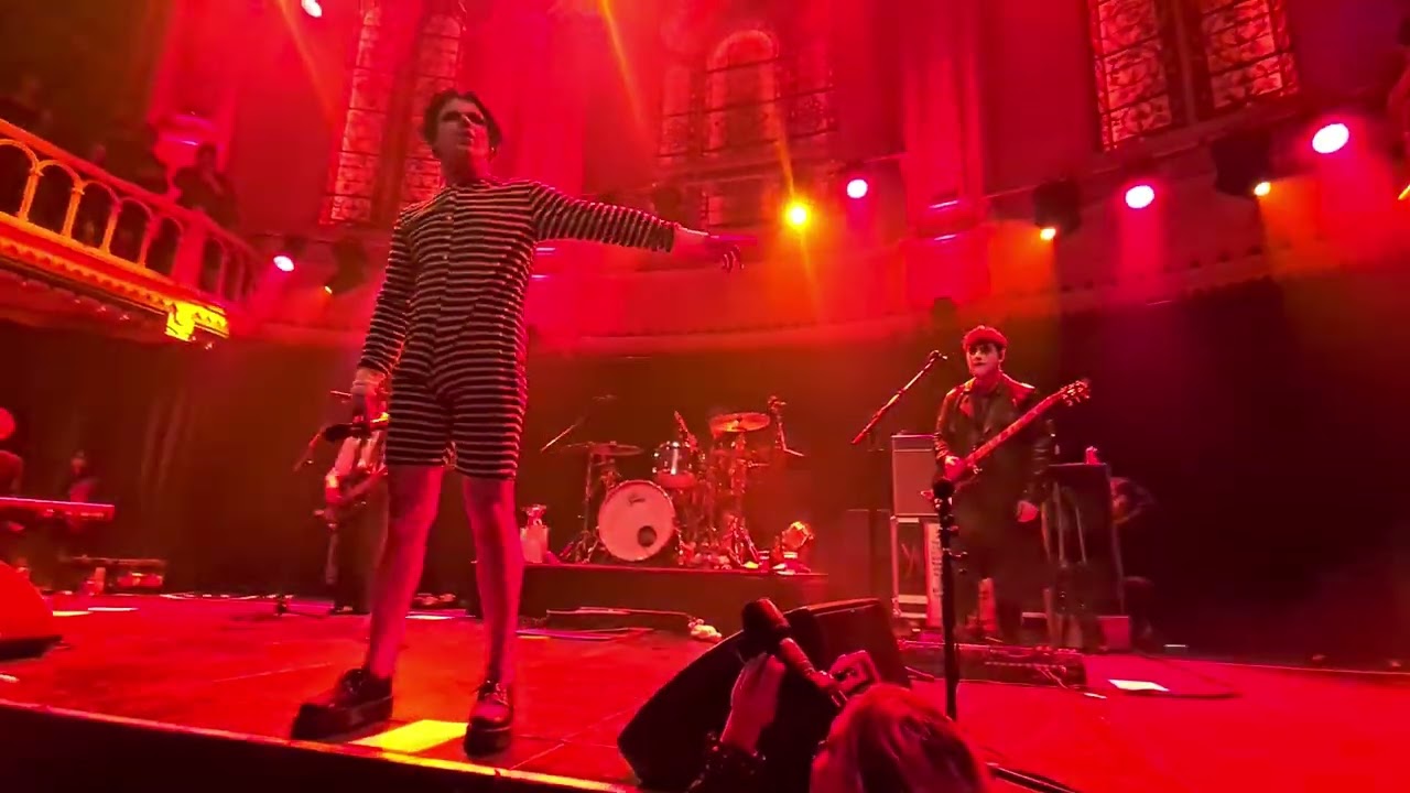 Yungblud, 31st October 2022  Amsterdam Paradiso