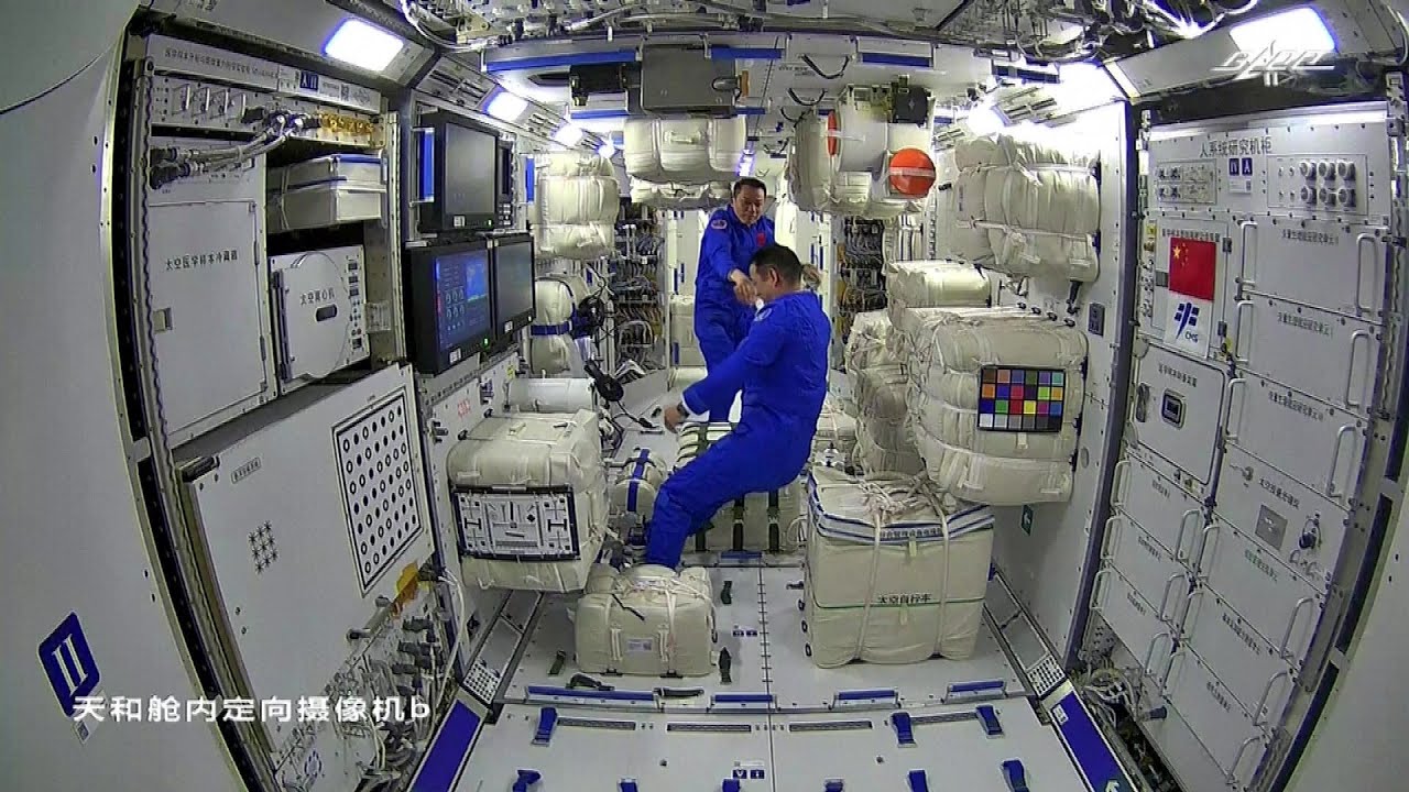 How efficient is Tianhe core module's propulsion system?
