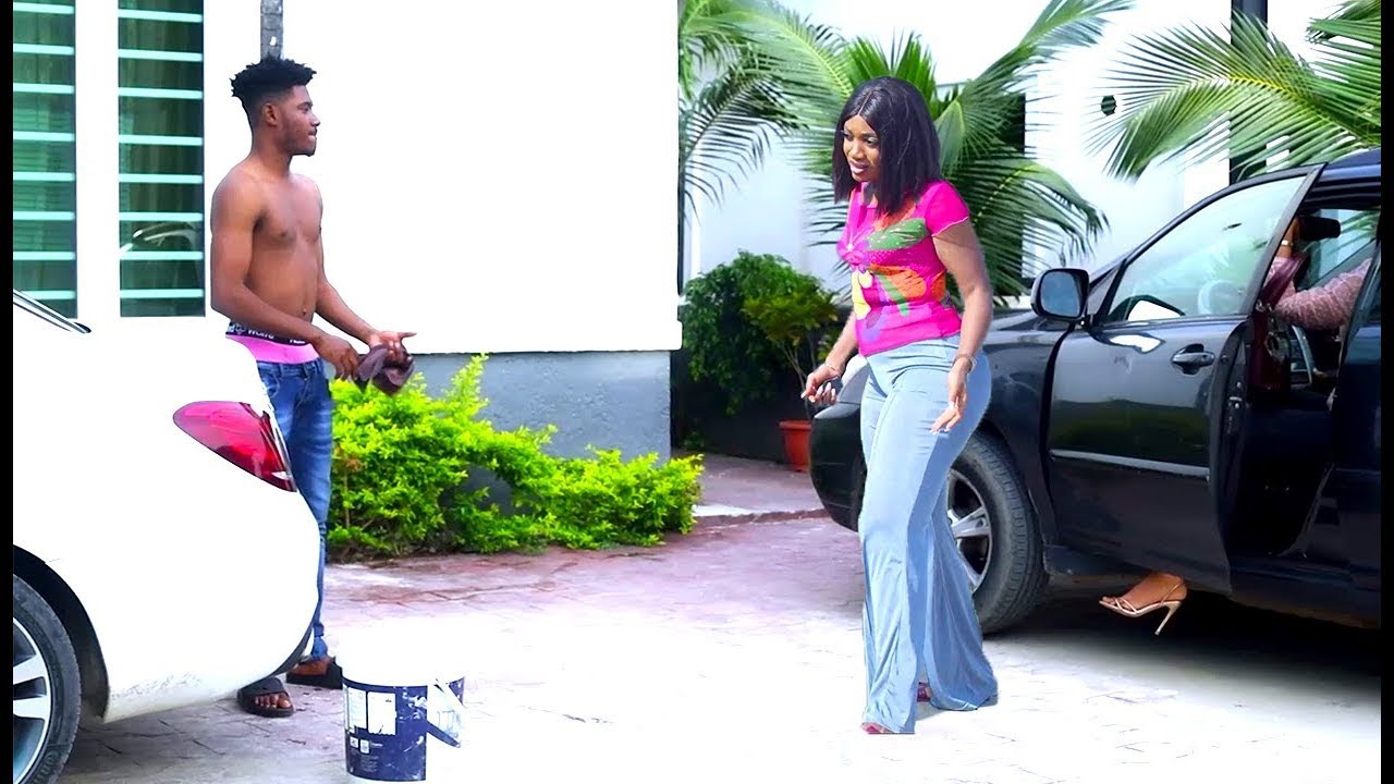 JE NE SAIS QUE MA PATRONE CHERCAIT UN HOMME POUR LUI FAIRE LAMOUR RÉGULÈREMENT LORSQUELE MA EMBAUCHÉ