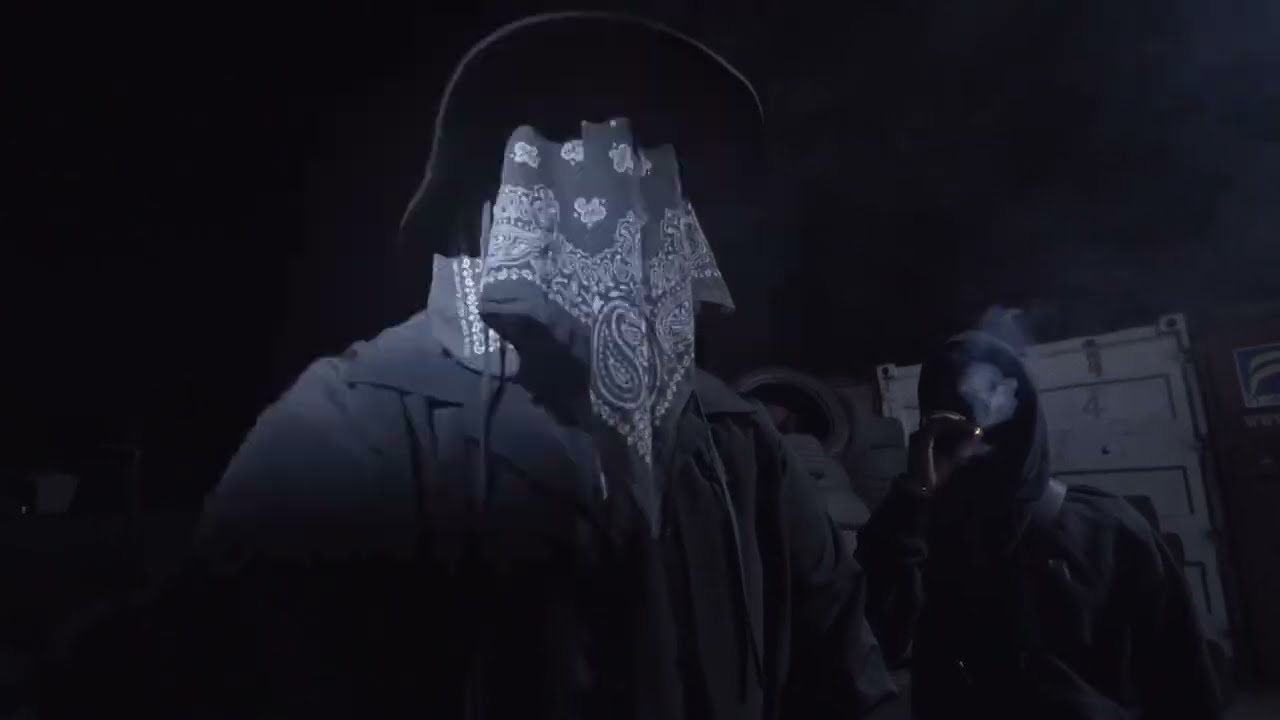 Ziak Feat. Menace Santana - 9 millimètre
