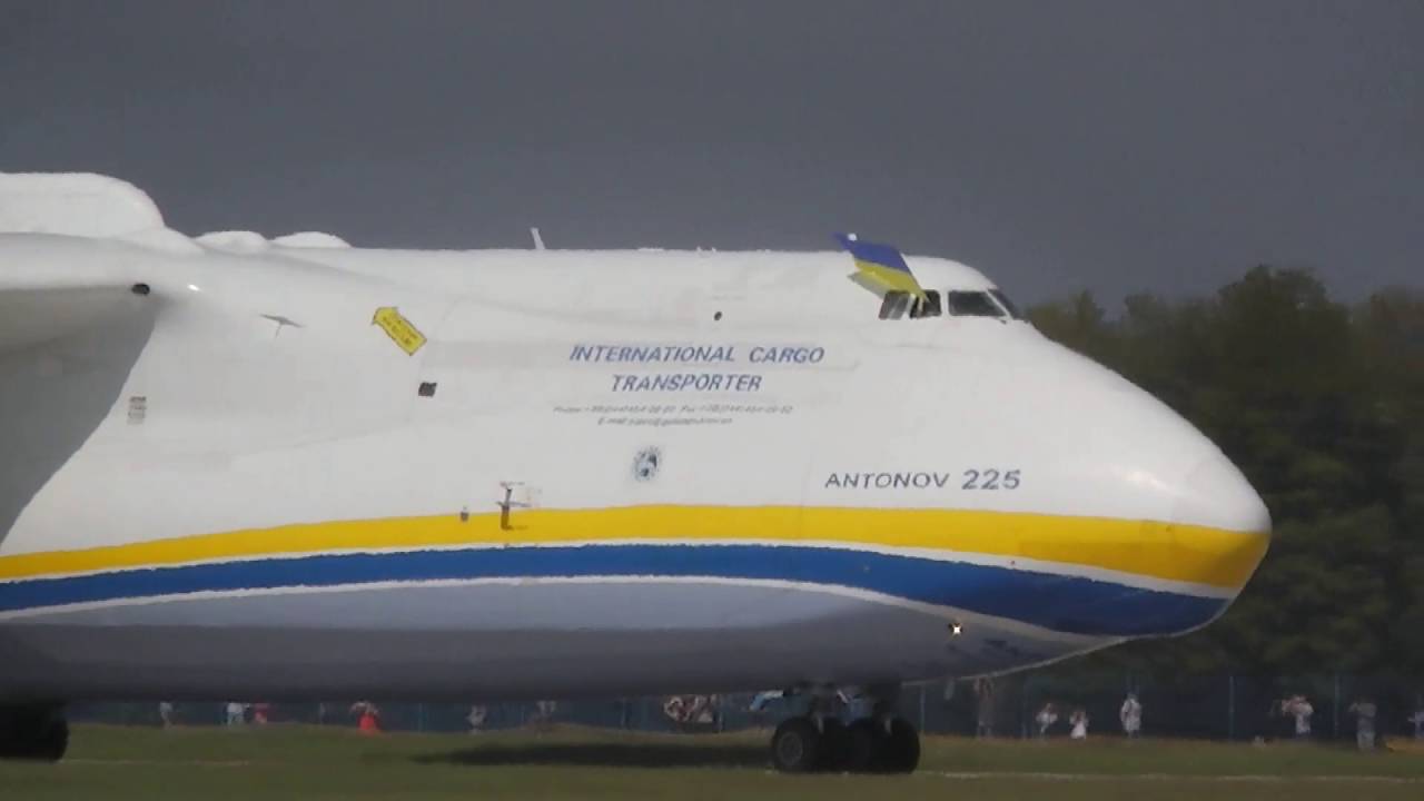 Antonov An-225 Mriya come to Prague 10.5.2016