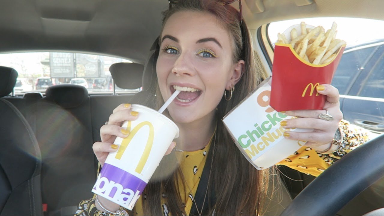 WHAT I EAT IN A DAY *REALISTISK*