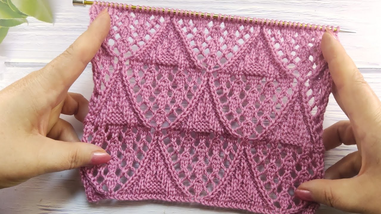 Diamond Lace Stitch | Ajour-Rautenmuster stricken | Punto Rombi ai ferri | Point de Losanges Ajour&eacute;s