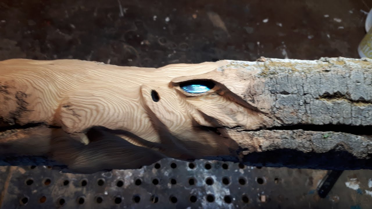 Dremel carving, dremel, power carving, carving wood, wood carving, carving with a dremel, foredom,