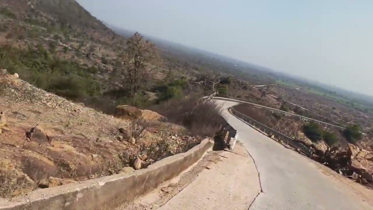 डोंगरी की घाटी dongari ki ghati #trending #block #viral #viralहमारे यूट्यूब चैनल को सब्सक्राइब करें 