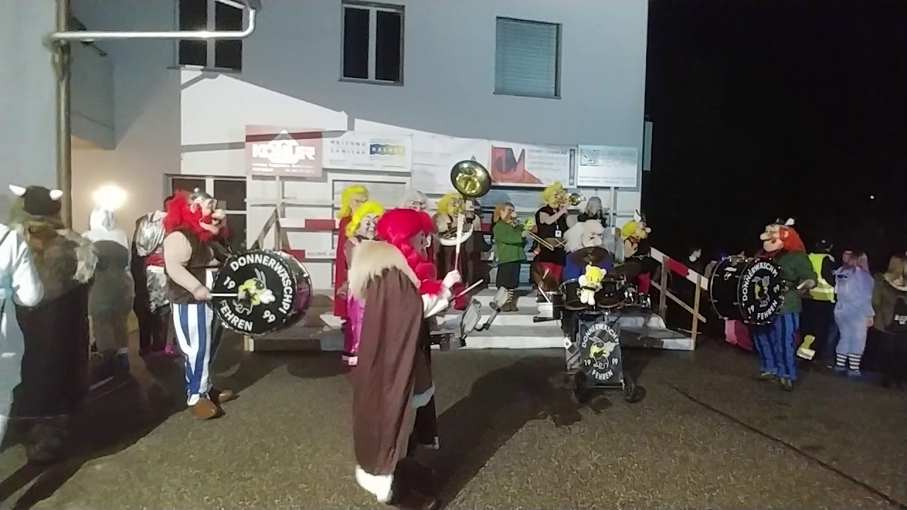 Donnerwäschpi Fehre in Zullwil 2019 mit Asterix Intro