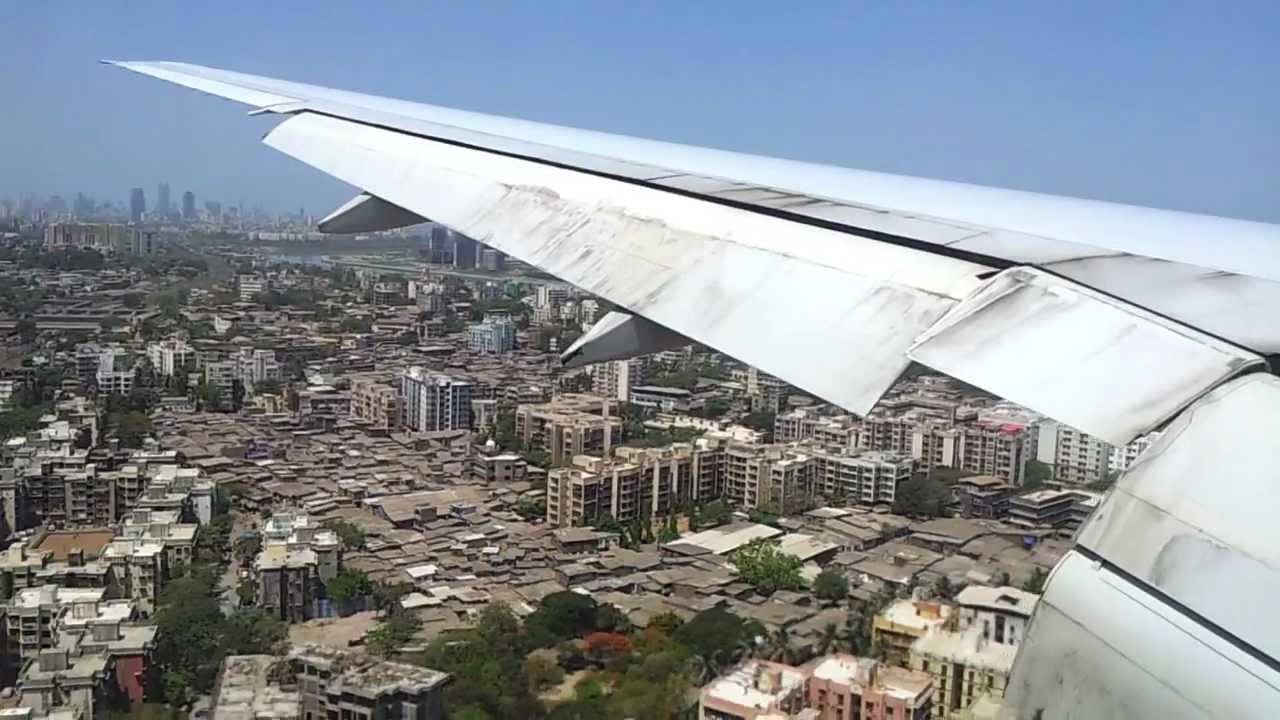 British Airways Boeing 777-200(ER) Landing at Mumbai Airport - Condensation and Fast Brakes