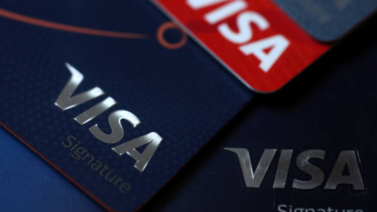 Trump Wants to Cap Credit Cards Interest Rates at 10% for One Year