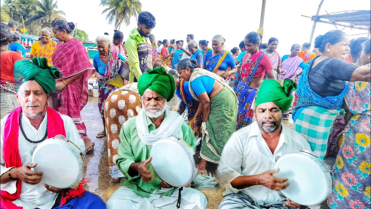 உயிர் மீன்கள் ஏலத்தில் எடுத்து நமது உணவகத்தில் சமைத்தோம். #fishing @nagoreashok