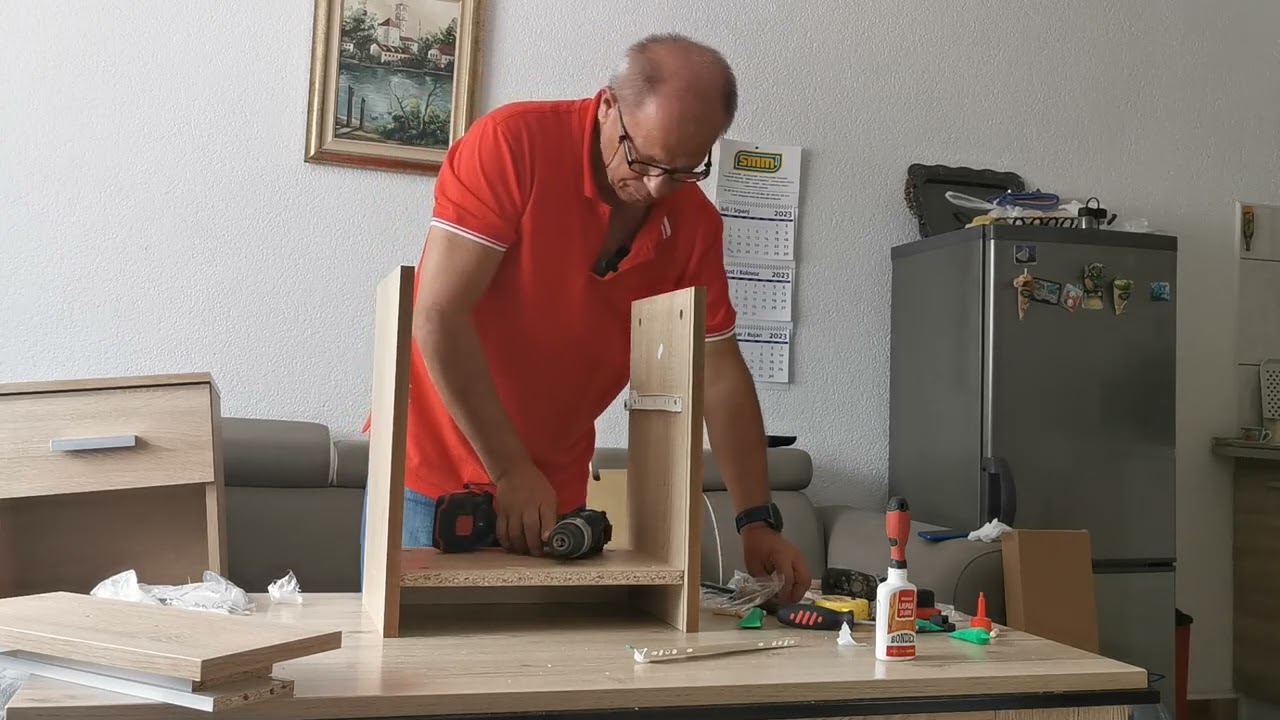 Montaža noćnog ormarića
