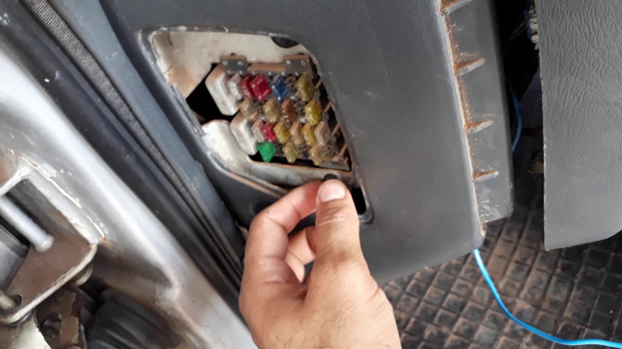 Farol de milha da S10 apaga quando da luz alta