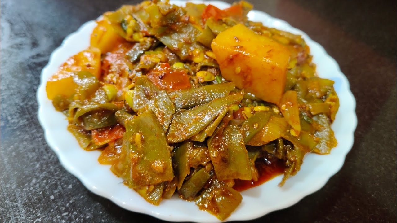 Papdi ki Sabzi | Papdi Aloo ki Sabzi | Flat beans recipe | Easy Lunch Recipe 