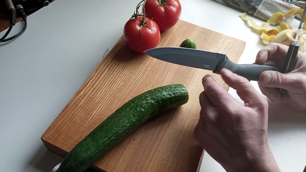 Резка ножами Samura Harakiri SHR-0011B и Tefal Fresh Kitchen