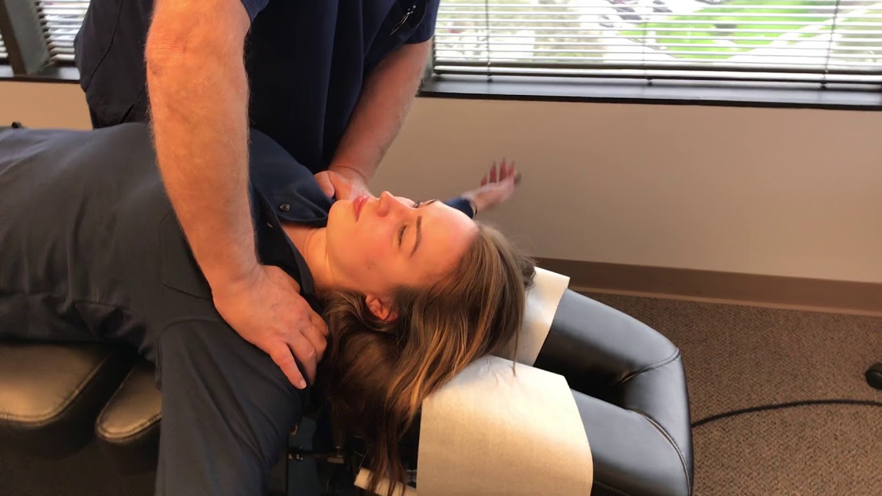 Houston Beauty Queen's SI Joint Adjusted By Your Houston Chiropractor Dr Gregory Johnson