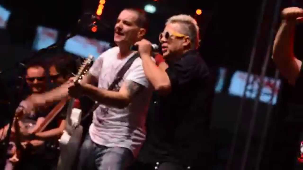 Kobranocka & Big Cyc & Rafał Bryndal  I nikomu nie wolno się z tego śmiać  Toruń 30-lecie 2015.09.06