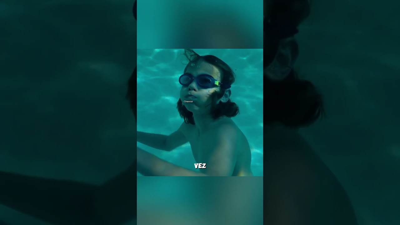 El Misterio de la Piscina Negra#shortvideo #viralshortsviral