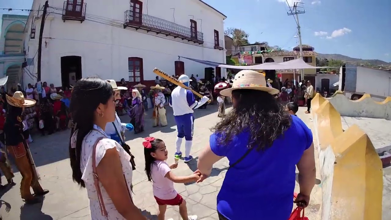 CARNAVAL SILACAYOAPAM MARTES 2025
