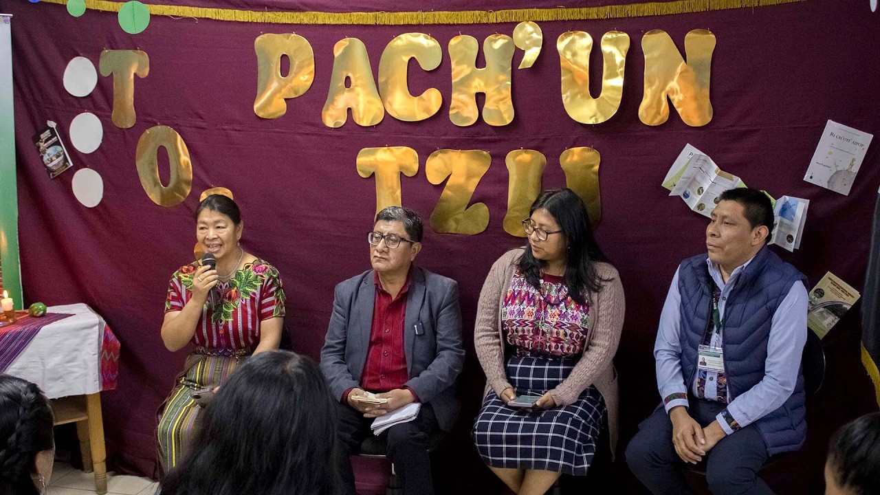 Kaqchikel Ulanïk | Festival Literario | Tqanimaq'ijun ruq'ij ri qach'ab'äl