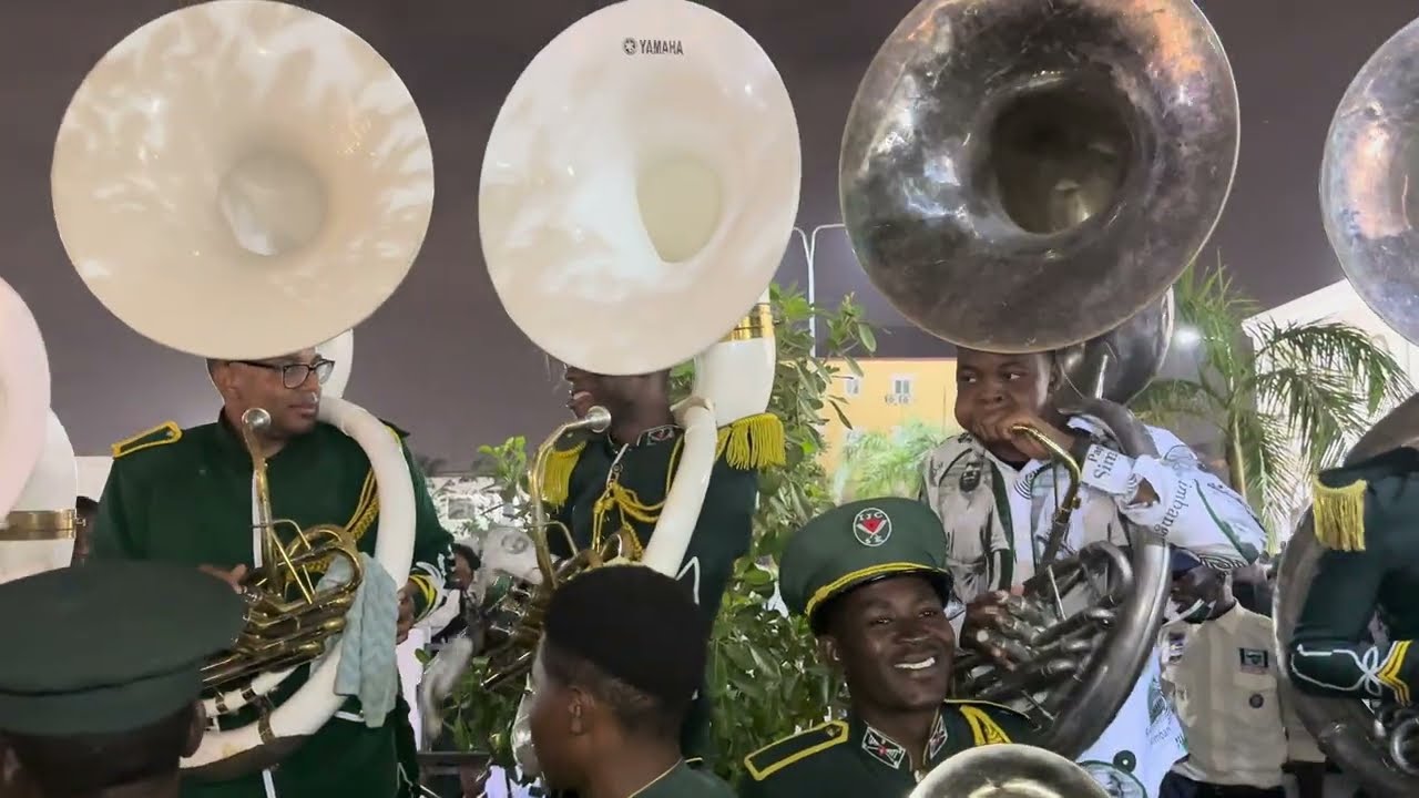 FAKI INTERNACIONAL B26 NA ANGOLA YOKA NDULE ( YAYEKOLA )