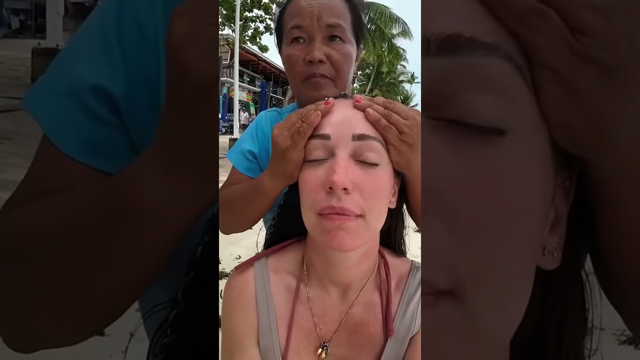 Masaje callejero en una playa de Filipinas 🇵🇭  #masaje #massage #relaxing #beach #short