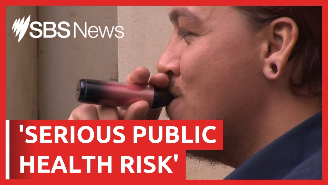 Report warns vaping introduces new generation to smoking | SBS News