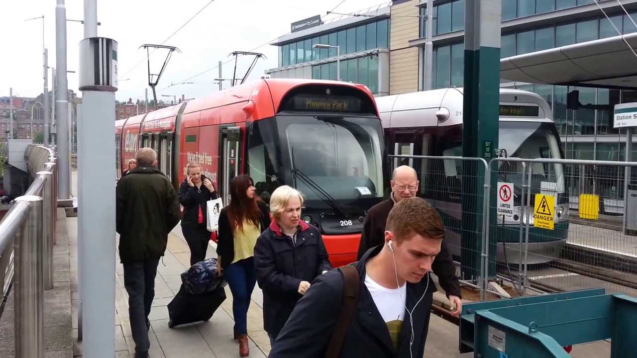 Nottingham Tram .... to the station