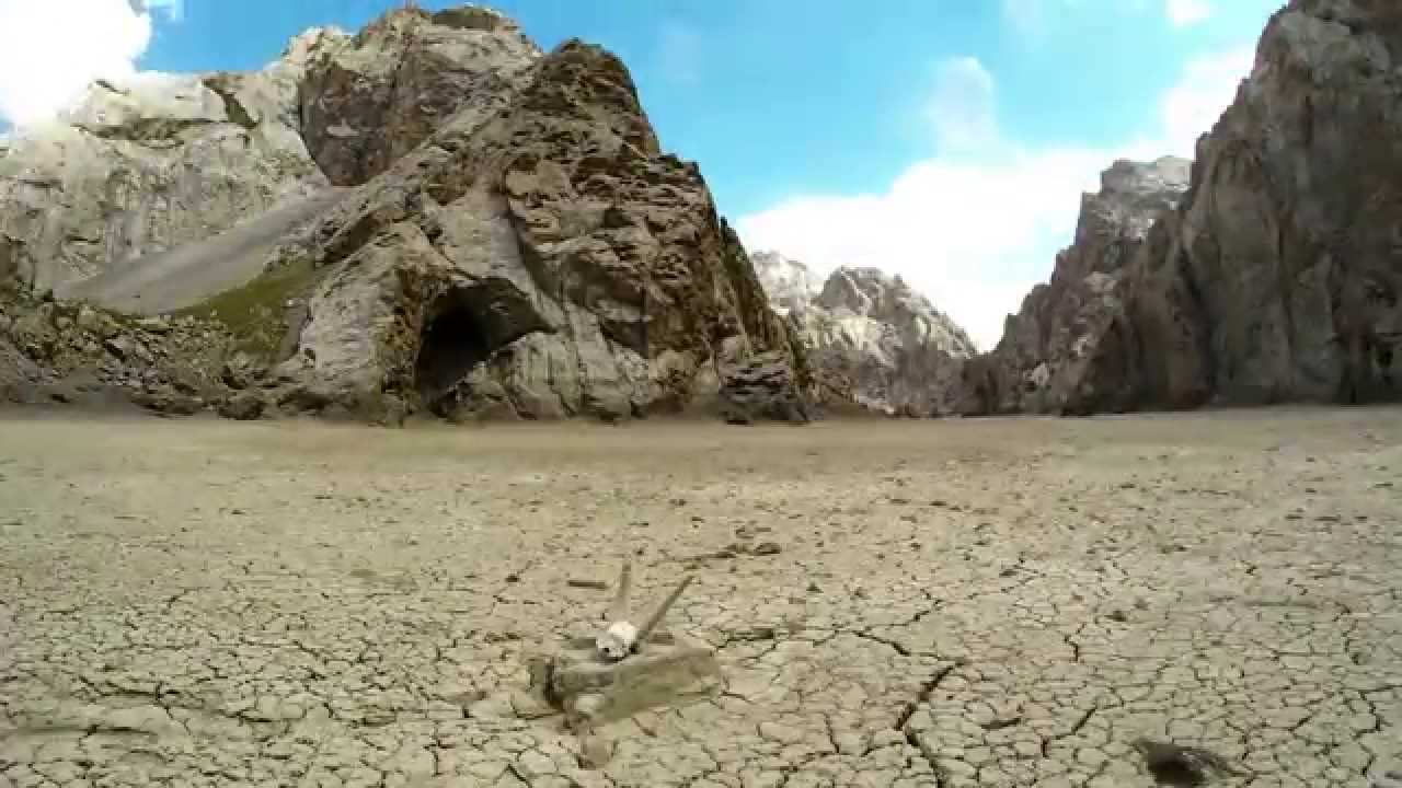 Kyrgyzstan. Trip to Kel-Suu lake