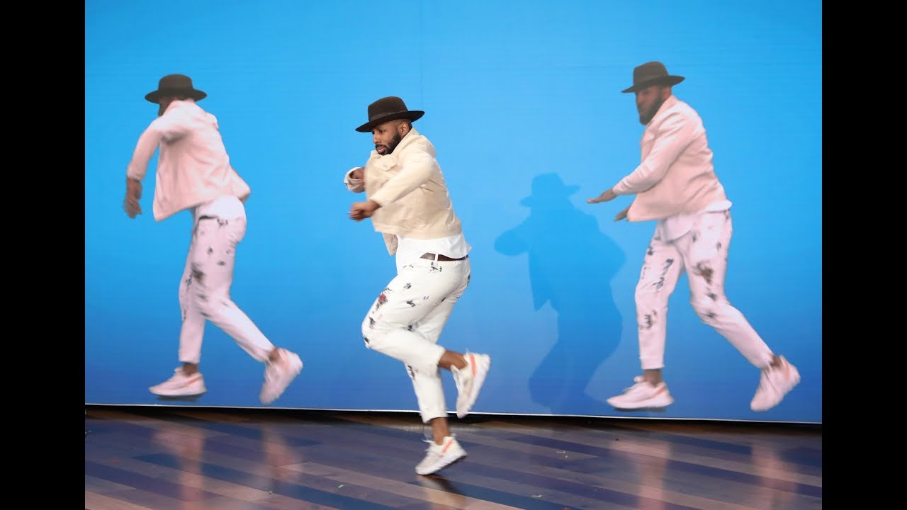 tWitch&rsquo;s Incredible Dance for Ellen&rsquo;s Birthday!