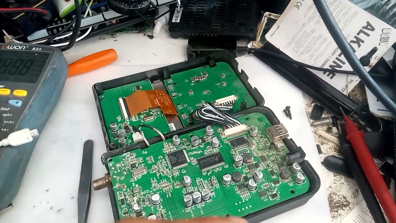 اصلاح جهاز لاقط الاشارة satlink ws6906 متوقف على لمبة زرقاء وحمراء