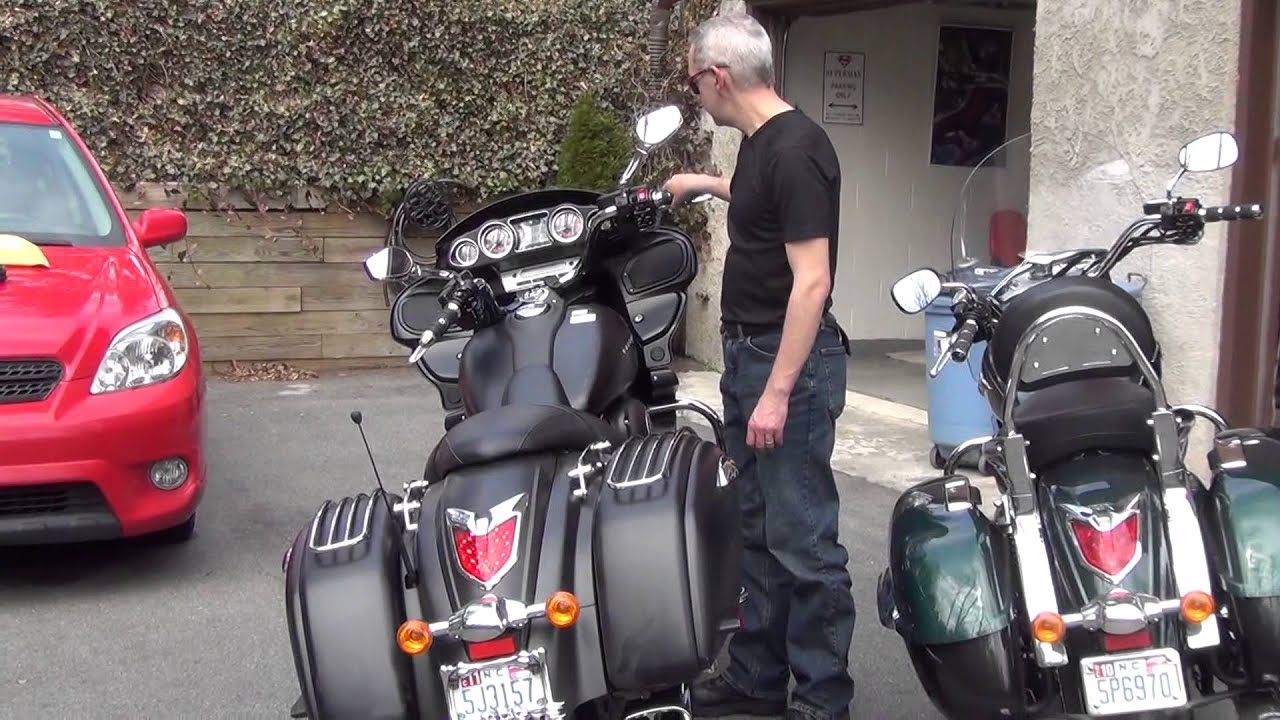 Cobra tri ovals vs Vance and Hines slip ons Kawasaki Vulcan