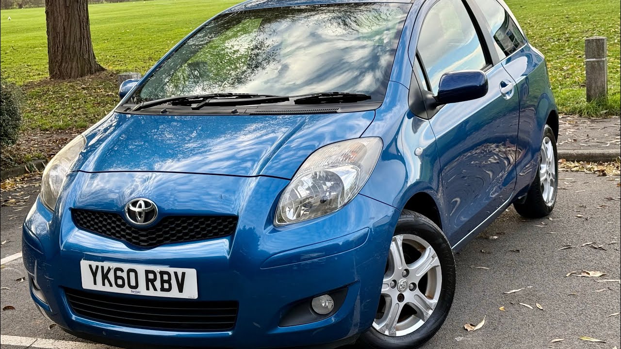 2010 Toyota Yaris 1.3 petrol 3 door Hatchback 