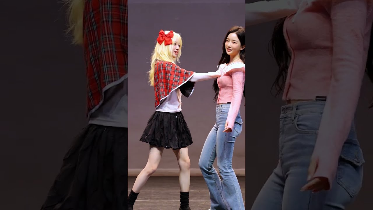 251019 트리플에스 김채원 깨어 직캠 위드뮤 팬싸인회