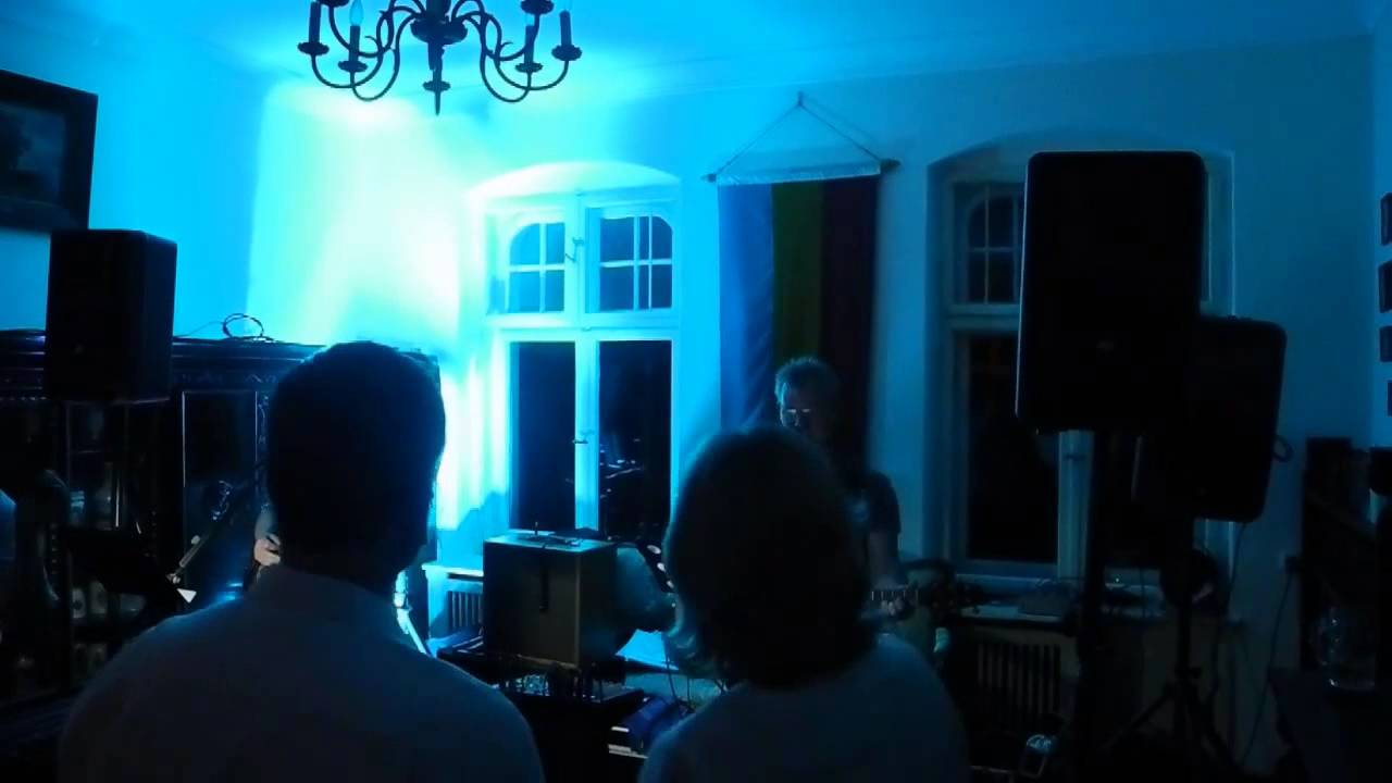 Rusty Grey Livemusik aus Berlin     Aloha heja he / Heroes / Groovin