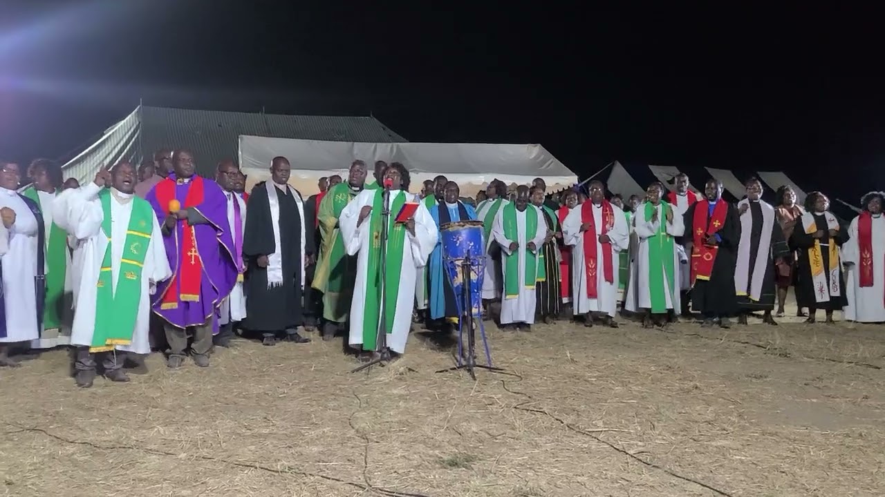 Rev Farirai Nyabote and clergy family - Tenzi Taungana | ZWAC RRW Convention 2023